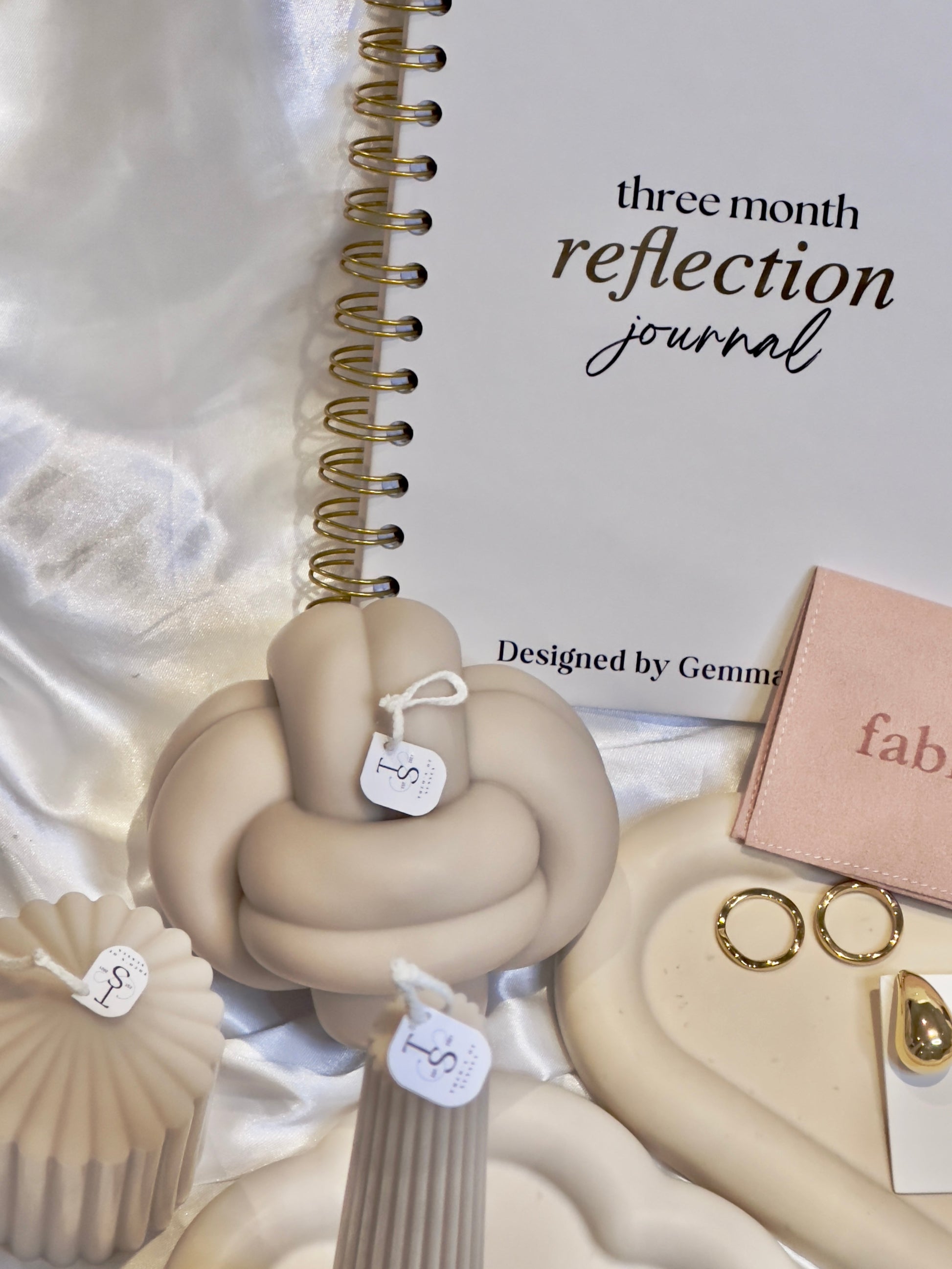 Luxury Clean Girl Aesthetic Box with Wave Ring Set (size 7) - Self Luv Studio UK
