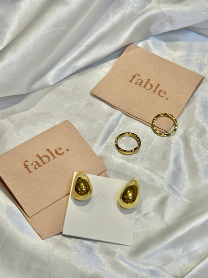 Luxury Clean Girl Aesthetic Box with Wave Ring Set (size 7) - Self Luv Studio UK